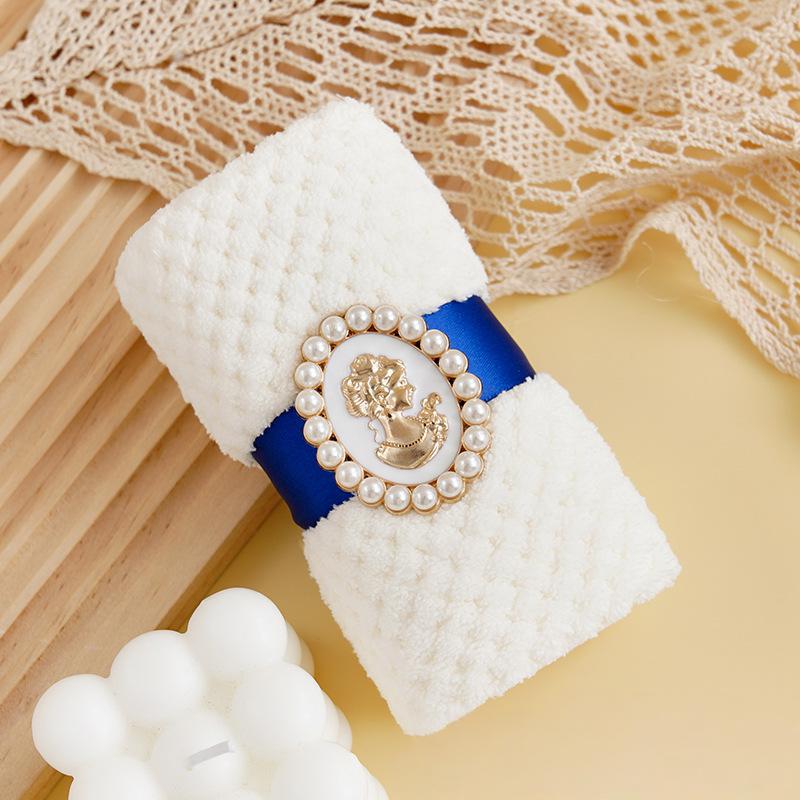 Korallflece Barock Presenthandduk